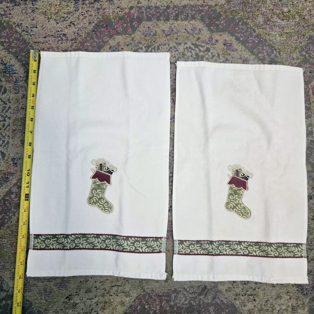 Vtg Christmas Stocking Handtowels Embroidered Holiday Bath Ritz 100% Cotton